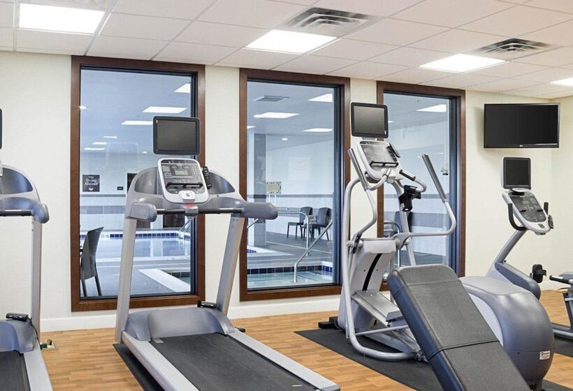 בית מלון כפרי Comfort Suites Medical Center