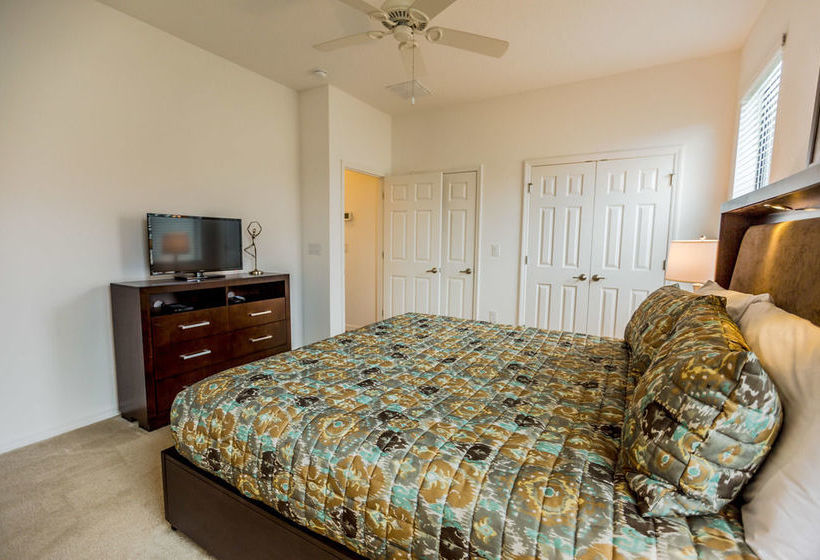 호텔 Contempo Vacation Homes