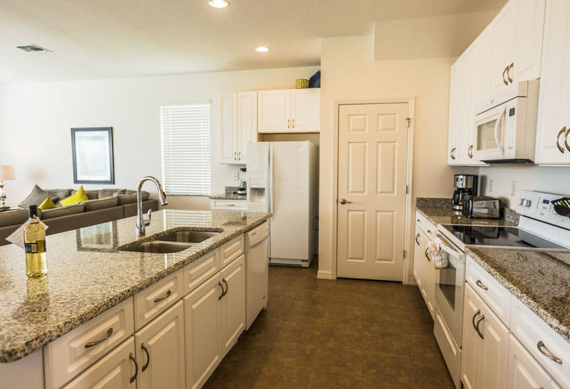 호텔 Contempo Vacation Homes