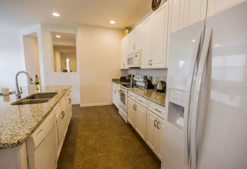 酒店 Contempo Vacation Homes