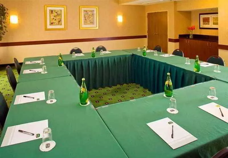 ホテル Courtyard By Marriott Denver Central Park