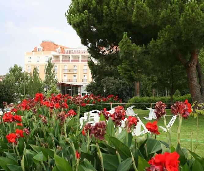 Gran Hotel Aqualange   Balneario De Alange