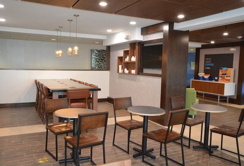 酒店 Holiday Inn Express & Suites Caryville, An Ihg