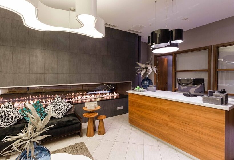 Отель Sandman Signature Newcastle