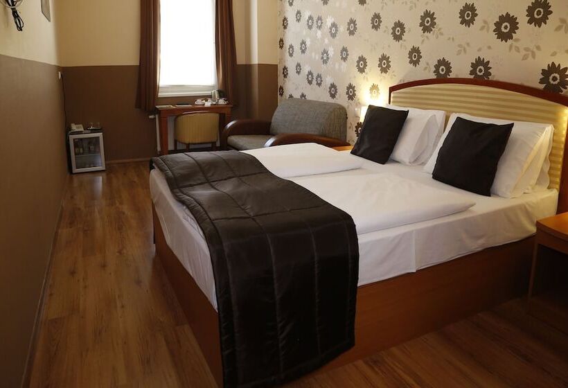 Six Inn Hotel Budapest