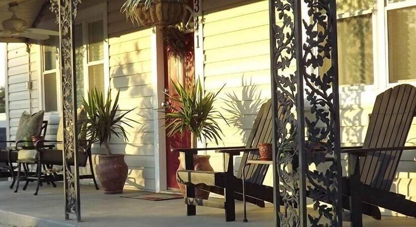 Отель Vara Guest House