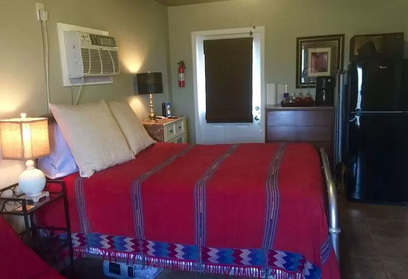 Hotelli Vara Guest House