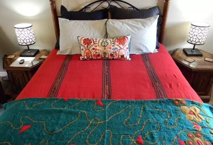 Hotelli Vara Guest House