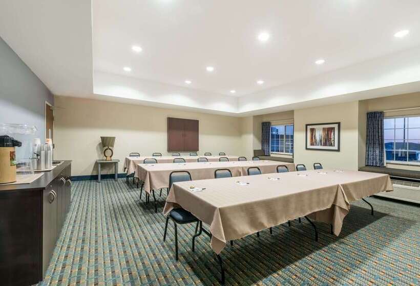 Microtel Inn & Suites By Wyndham Stanley