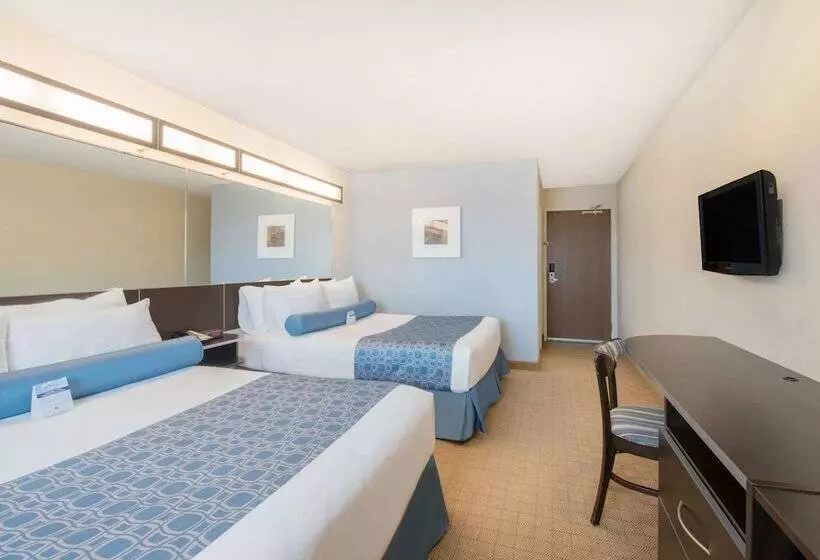 Microtel Inn & Suites By Wyndham Stanley