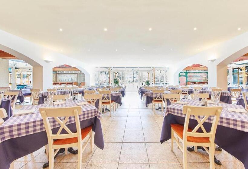 هتل اسرارآمیز Roulette de Portaventura World