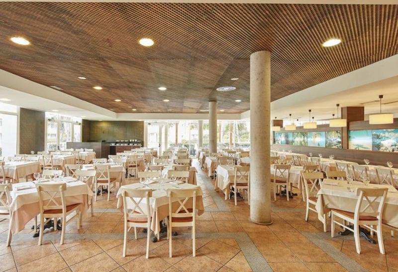 هتل اسرارآمیز Roulette de Portaventura World