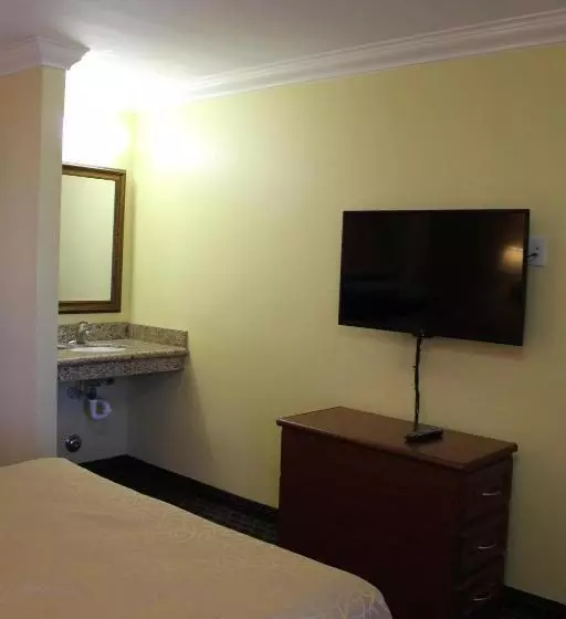 Motel 6 South Gate CA