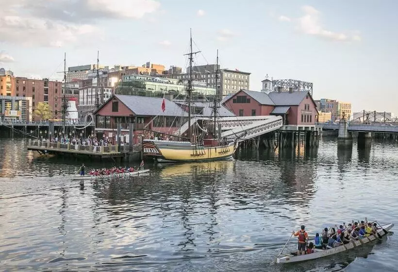 Residence Inn By Marriott Boston Downtown Seaport