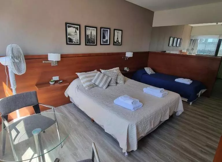 Retkeilymaja Dg Apart Obelisco