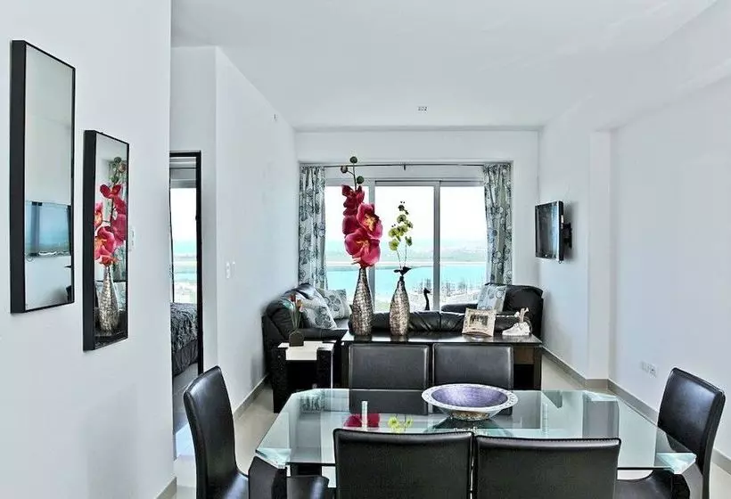 Barcelona Tower Suites