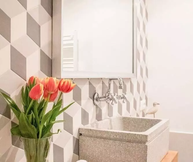 ベッドアンドブレックファースト Gallery Guesthouse