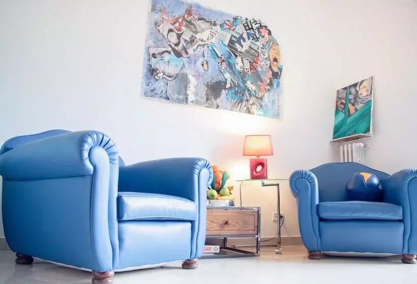 ベッドアンドブレックファースト Gallery Guesthouse