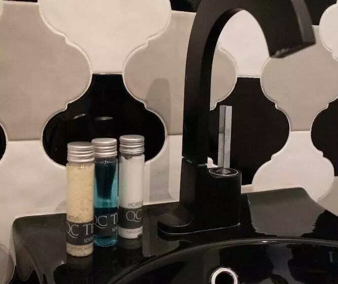 ベッドアンドブレックファースト Gallery Guesthouse