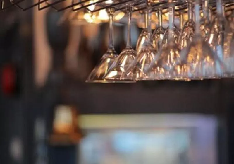 ベッドアンドブレックファースト Newmarket Ale House – Hotel & Restaurant