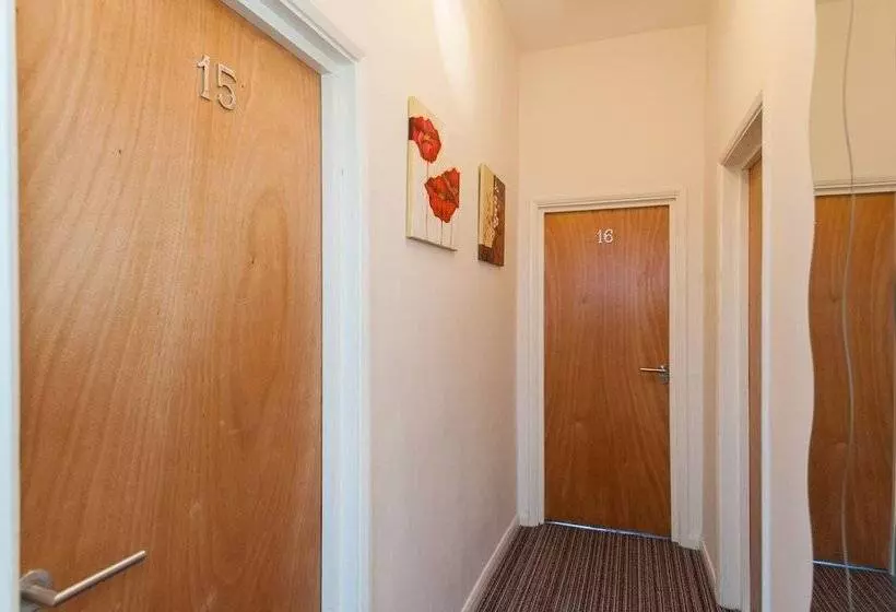 ベッドアンドブレックファースト Newmarket Ale House – Hotel & Restaurant