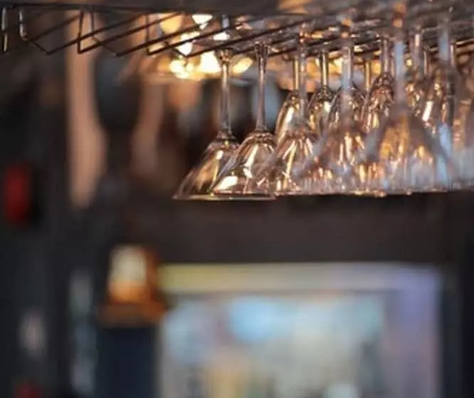 ベッドアンドブレックファースト Newmarket Ale House – Hotel & Restaurant