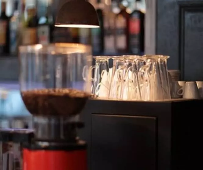 ベッドアンドブレックファースト Newmarket Ale House – Hotel & Restaurant