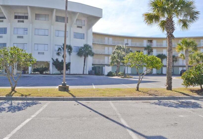 リゾートホテル Boardwalk Beach