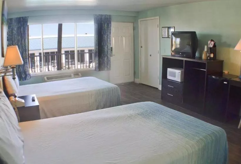 リゾートホテル Boardwalk Beach