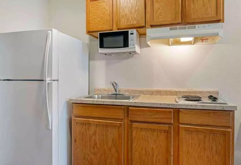 Extended Stay America Select Suites  Indianapolis  Lawrence