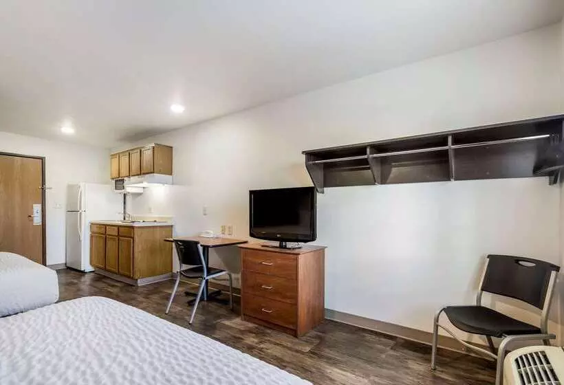 Extended Stay America Select Suites  Indianapolis  Lawrence