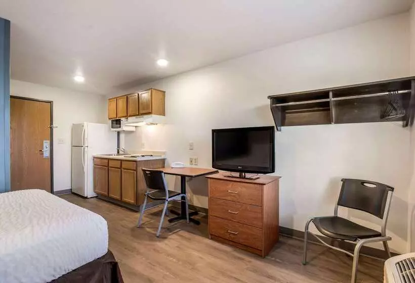 Extended Stay America Select Suites  Indianapolis  Lawrence