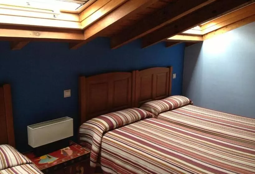 مسافرخانه Hosteria San Emeterio