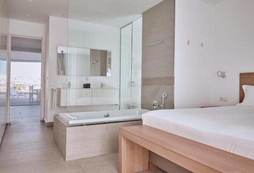 בית מלון כפרי Baobab Suites