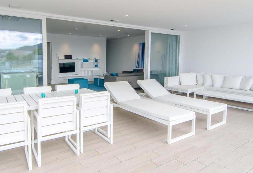 בית מלון כפרי Baobab Suites