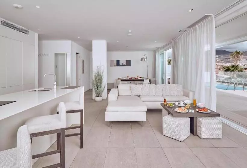 酒店 Baobab Suites