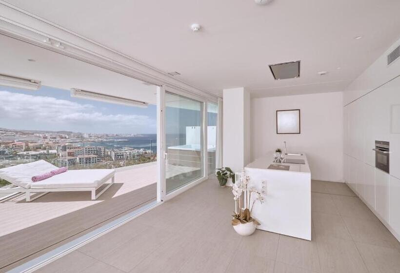 בית מלון כפרי Baobab Suites