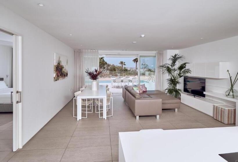 בית מלון כפרי Baobab Suites