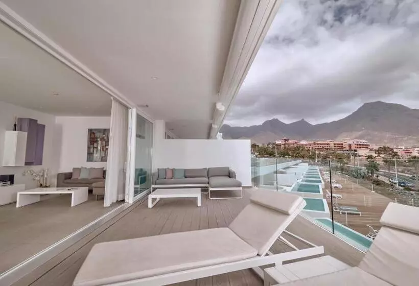 酒店 Baobab Suites