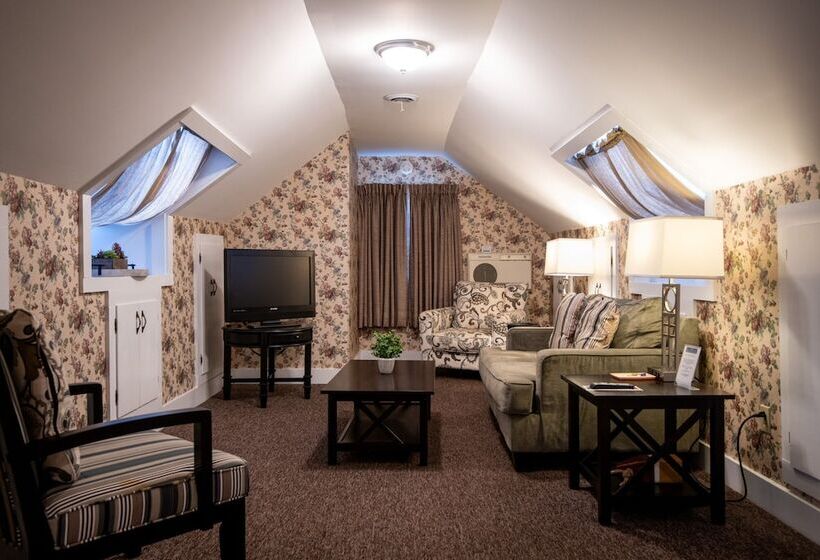 هتل Bar Harbor Manor