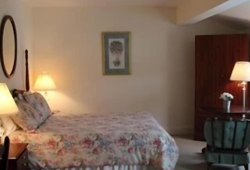 فندق Black Horse Inn