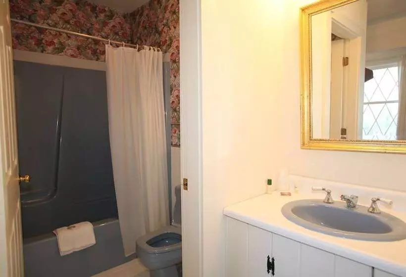 ホテル Black Horse Inn