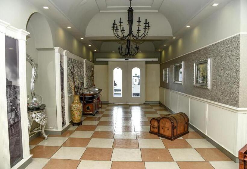 בית מלון כפרי Business