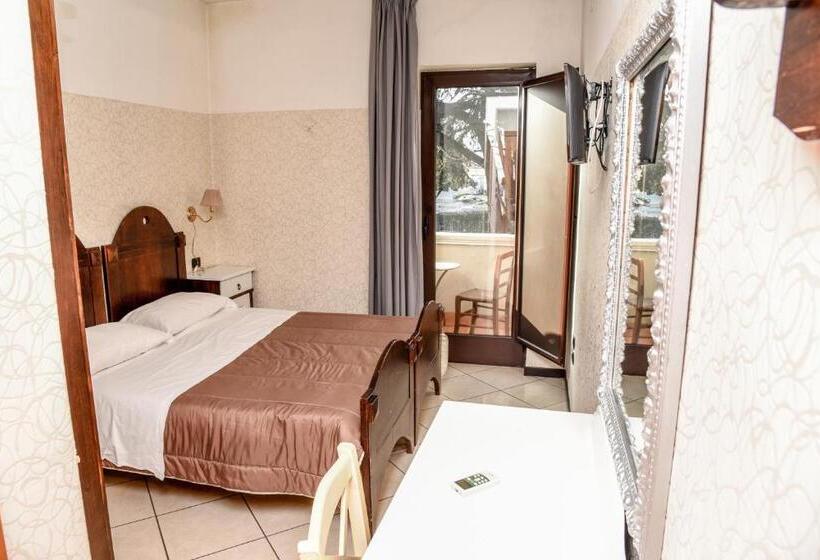 בית מלון כפרי Business