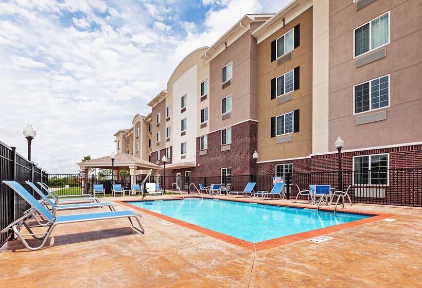 בית מלון כפרי Candlewood Suites Del City, An Ihg