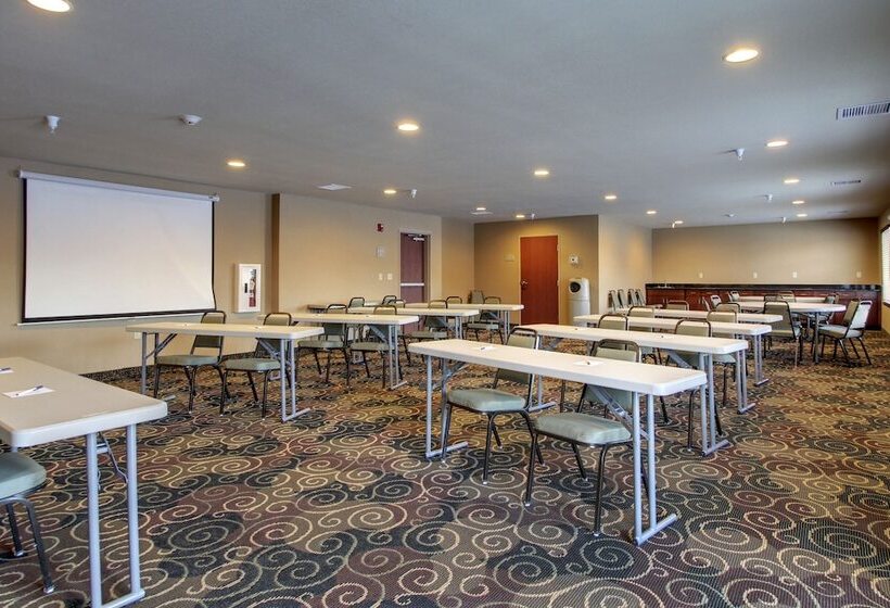 ホテル Cobblestone Inn & Suites Rugby