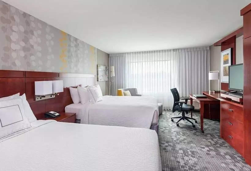 هتل Courtyard By Marriott Kalamazoo Portage