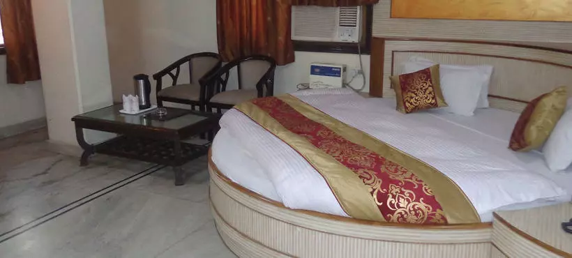 ホテル De Holiday International