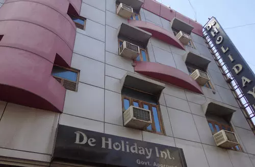 ホテル De Holiday International