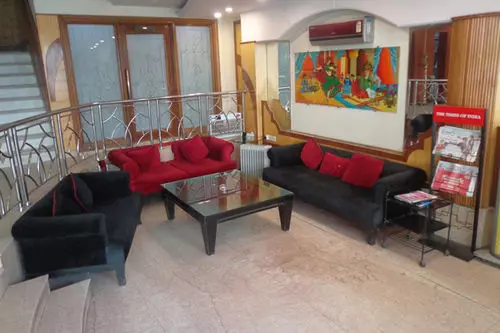 ホテル De Holiday International